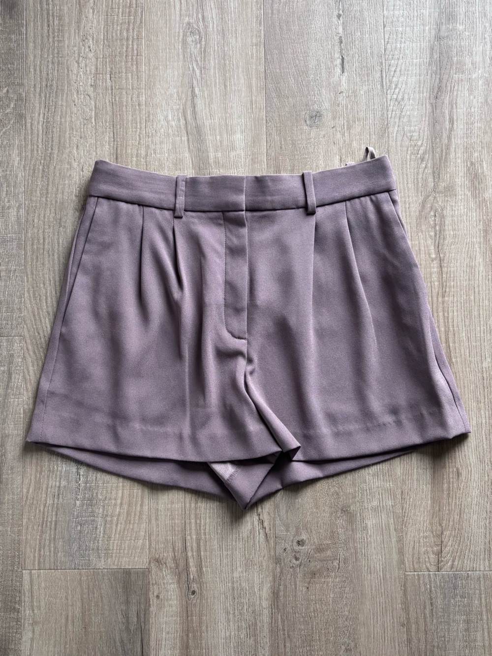 Babaton Pleated Mini Short in Taupe